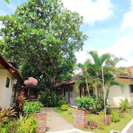 Lovina Beach Hotel Pabean Buleleng Eksteriør billede
