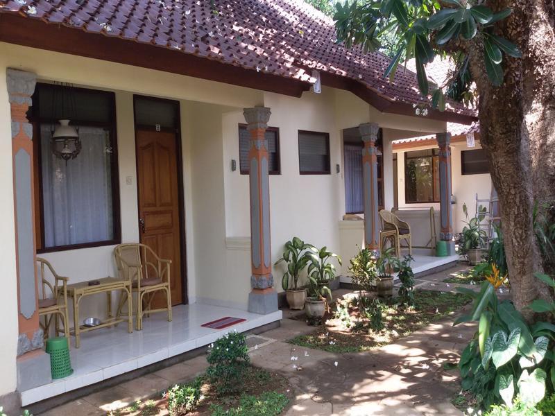 Lovina Beach Hotel Pabean Buleleng Eksteriør billede